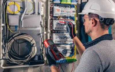 Instal·lació elèctrica segura Girona i Costa Brava – Instalaciones SR